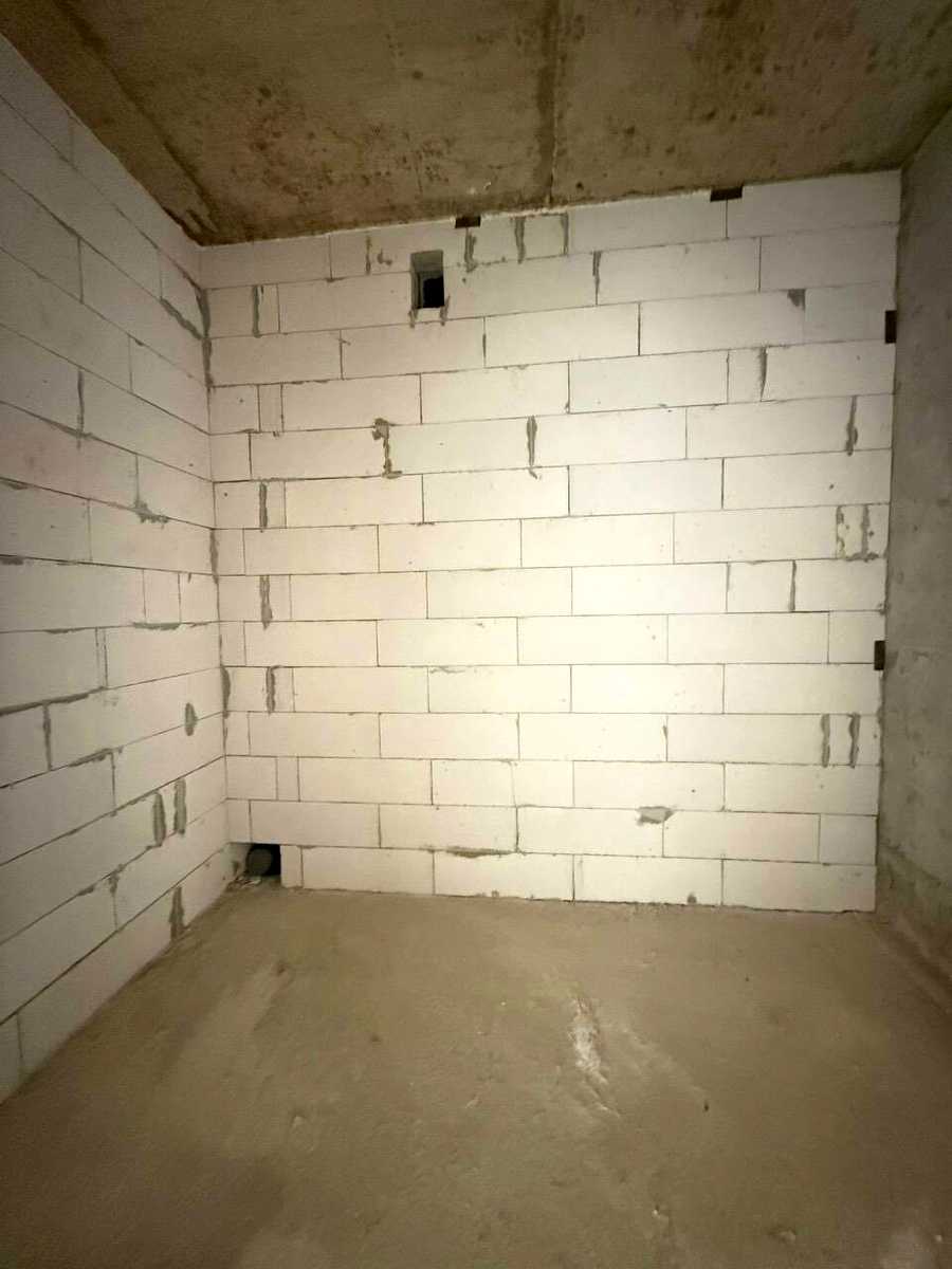 1874685663391102