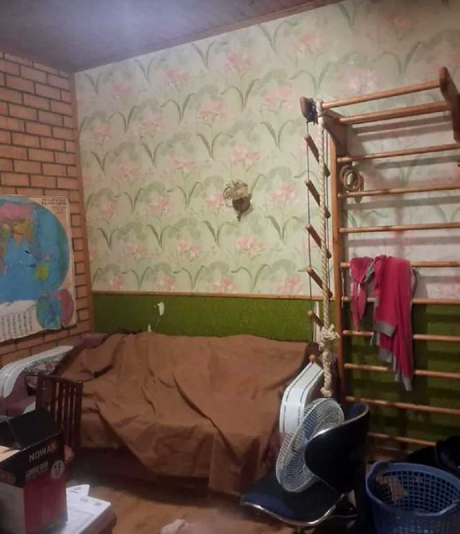 1874689182393817