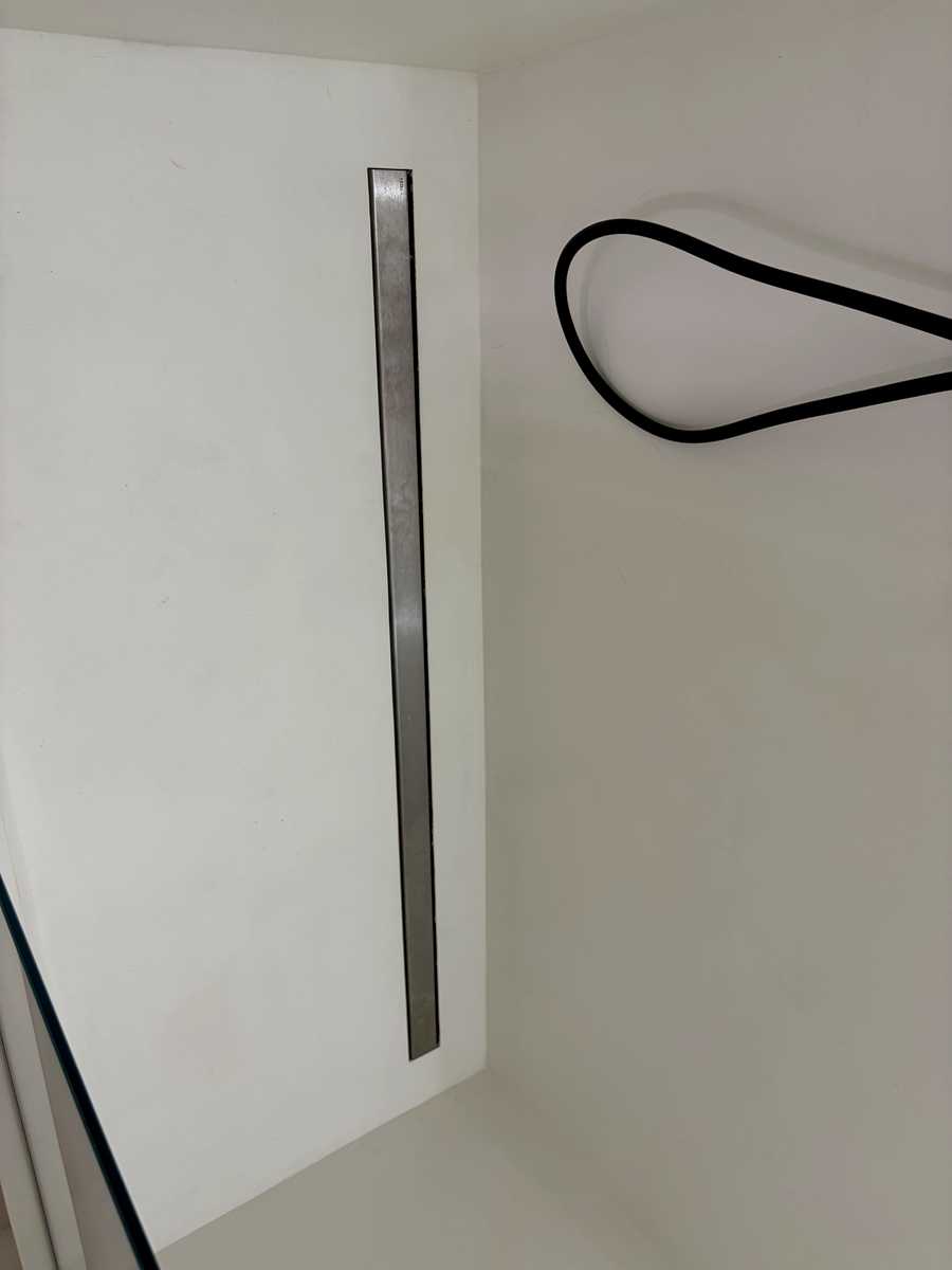 1874689723930463