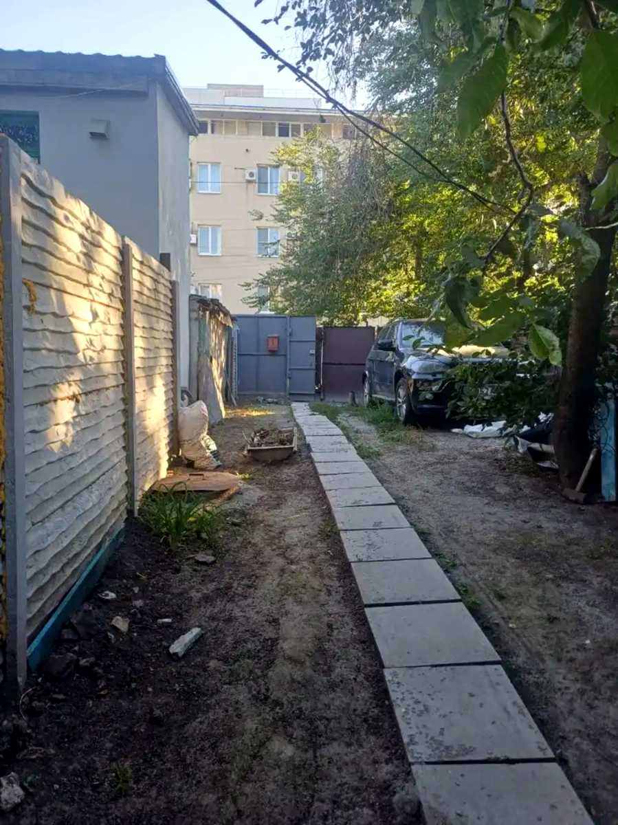 1874695534649385