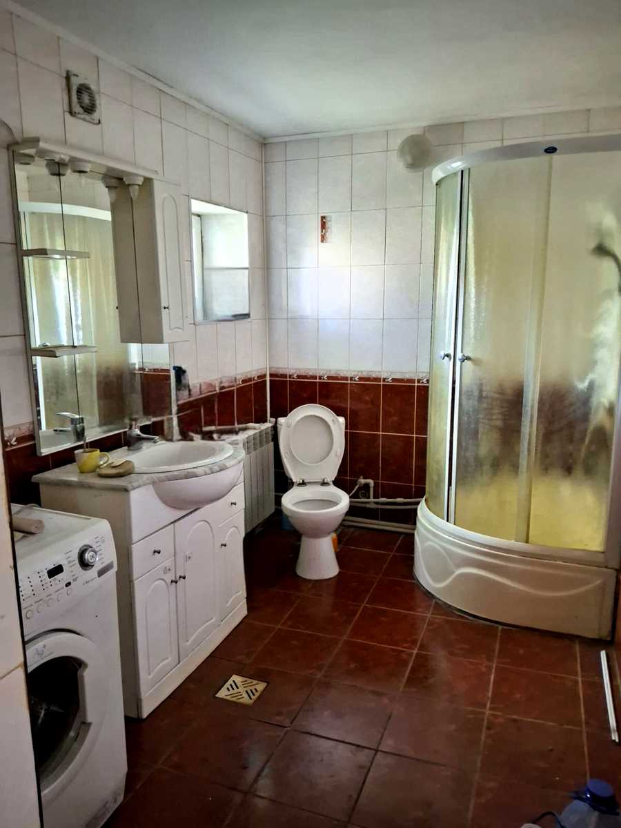 1874697465685535