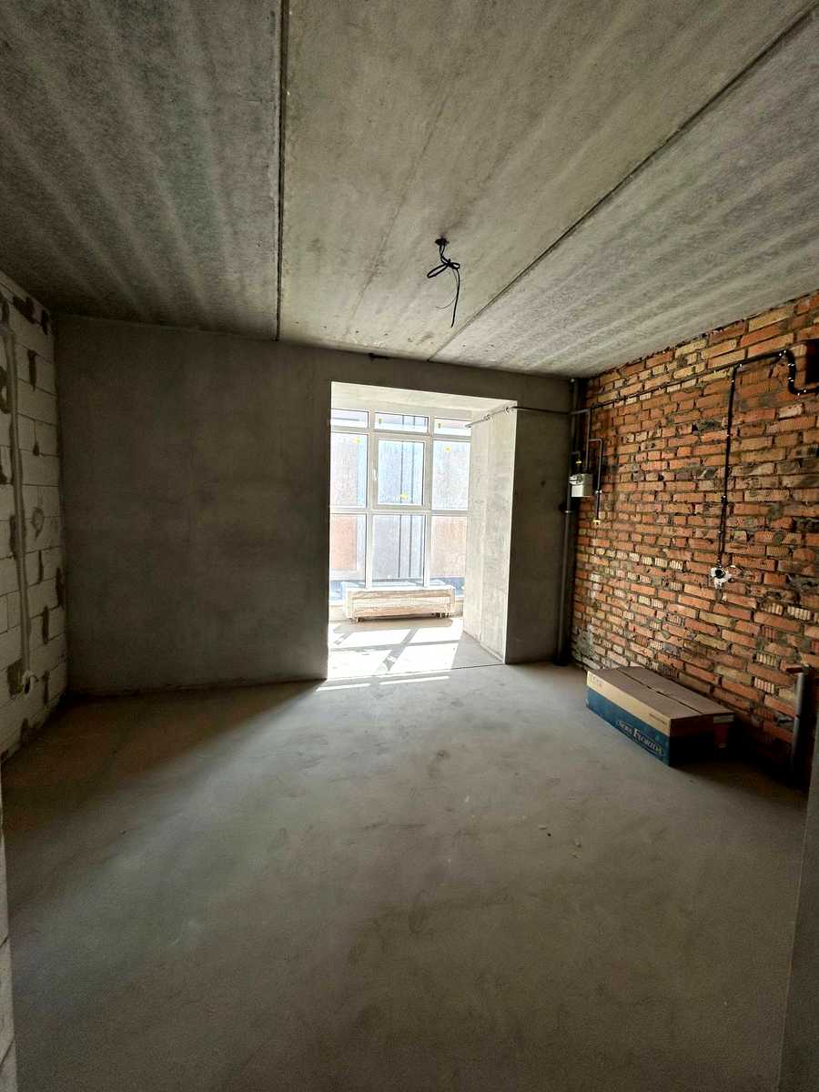 1874700128610196