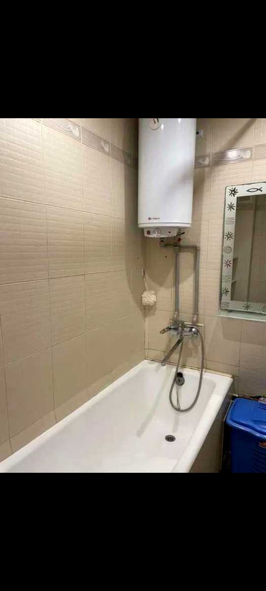 1874704463125633