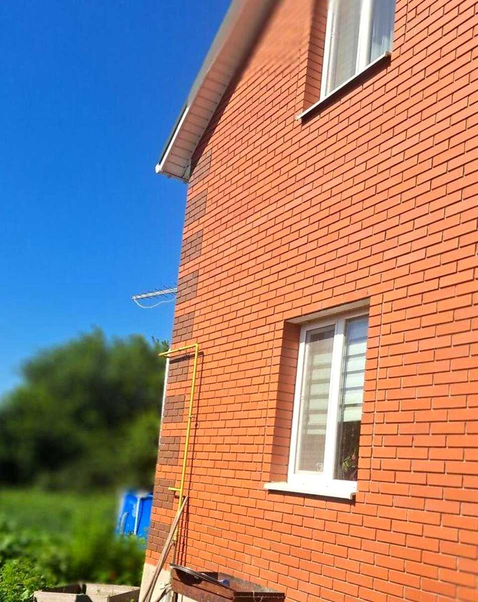 1874706844203779
