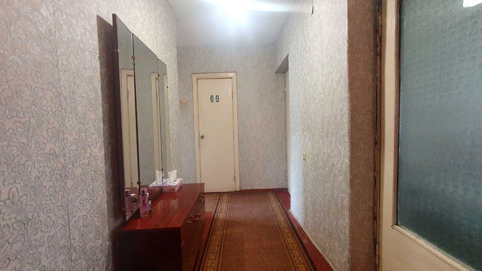1874755953916368