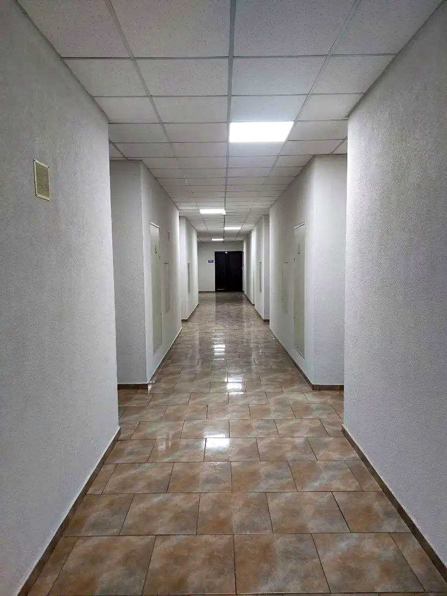 1874757536803256