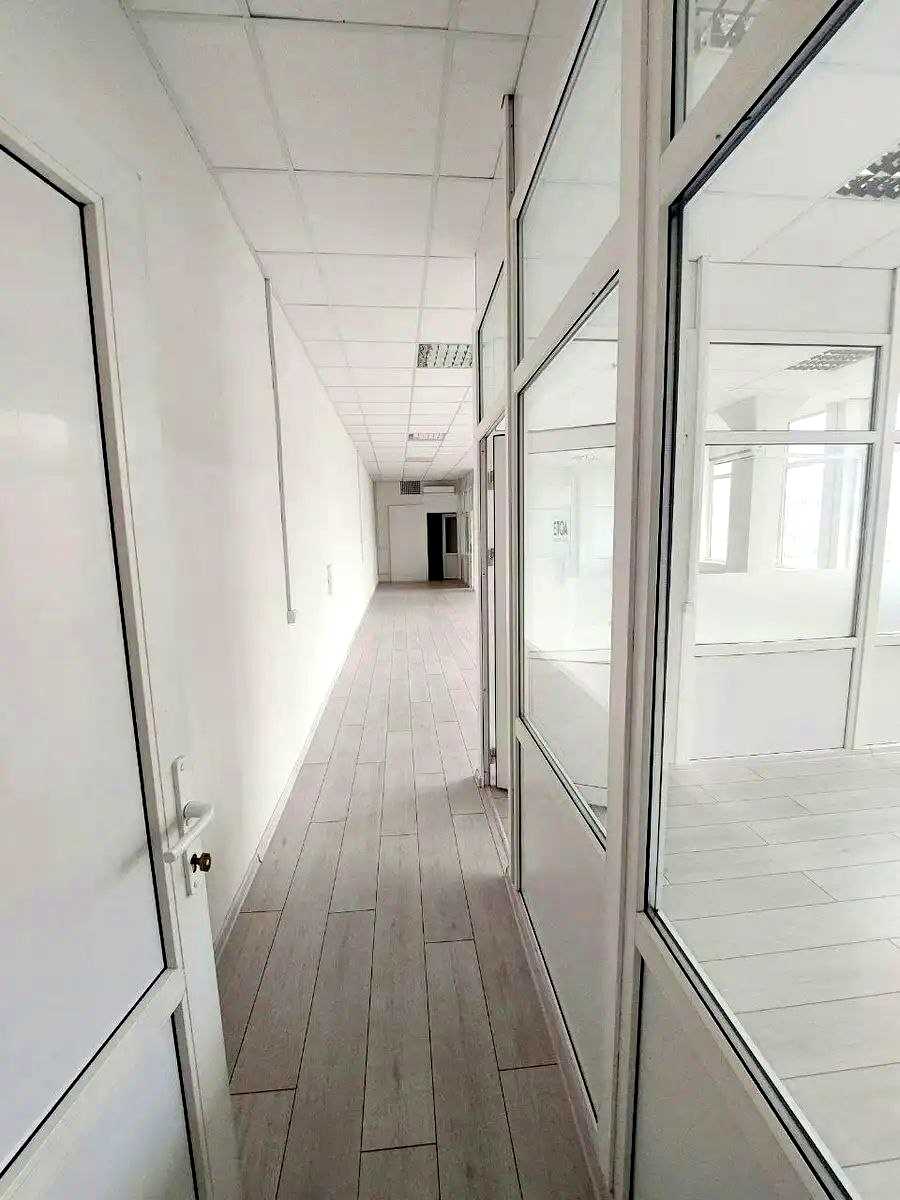 1874757537311184