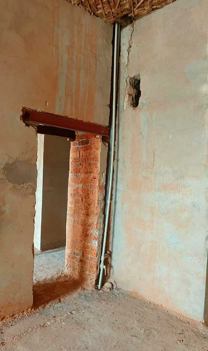 1874759799160882