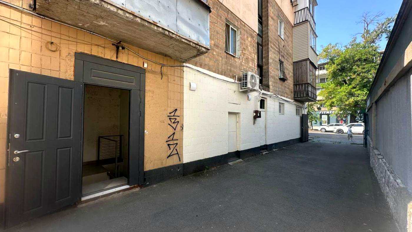 Комерційна нерухомість за адресою вул. Преображенська (площа 180 м²) Комерційна нерухомість за адресою вул. Преображенська (площа 180 м²) - Atlanta.ua
