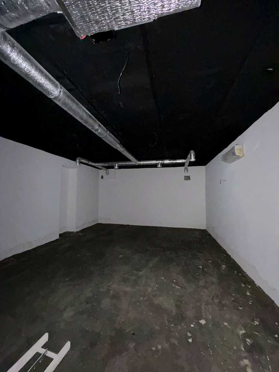 1874760875668927