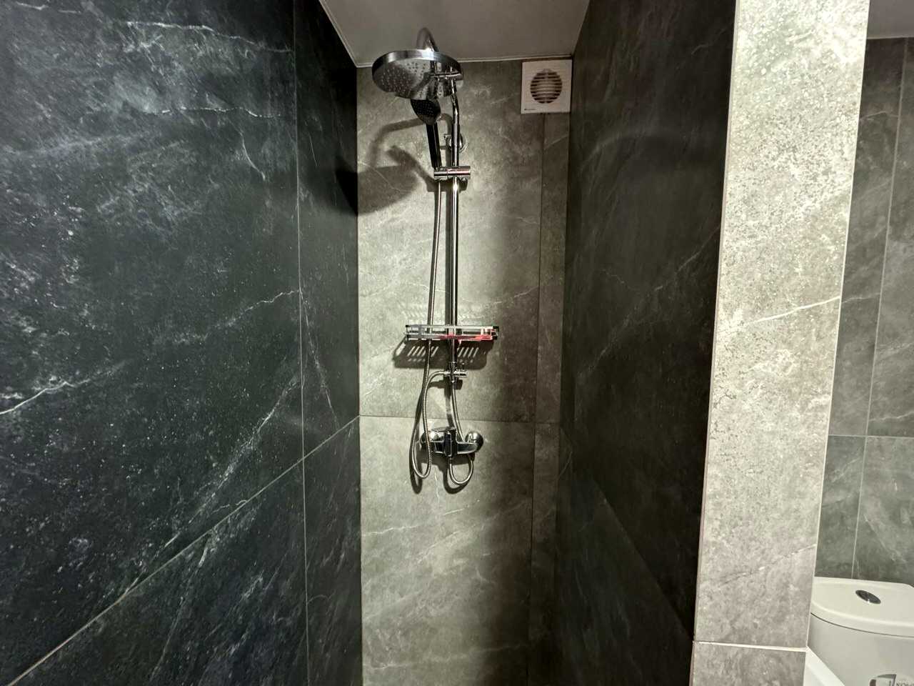 1874764616903029
