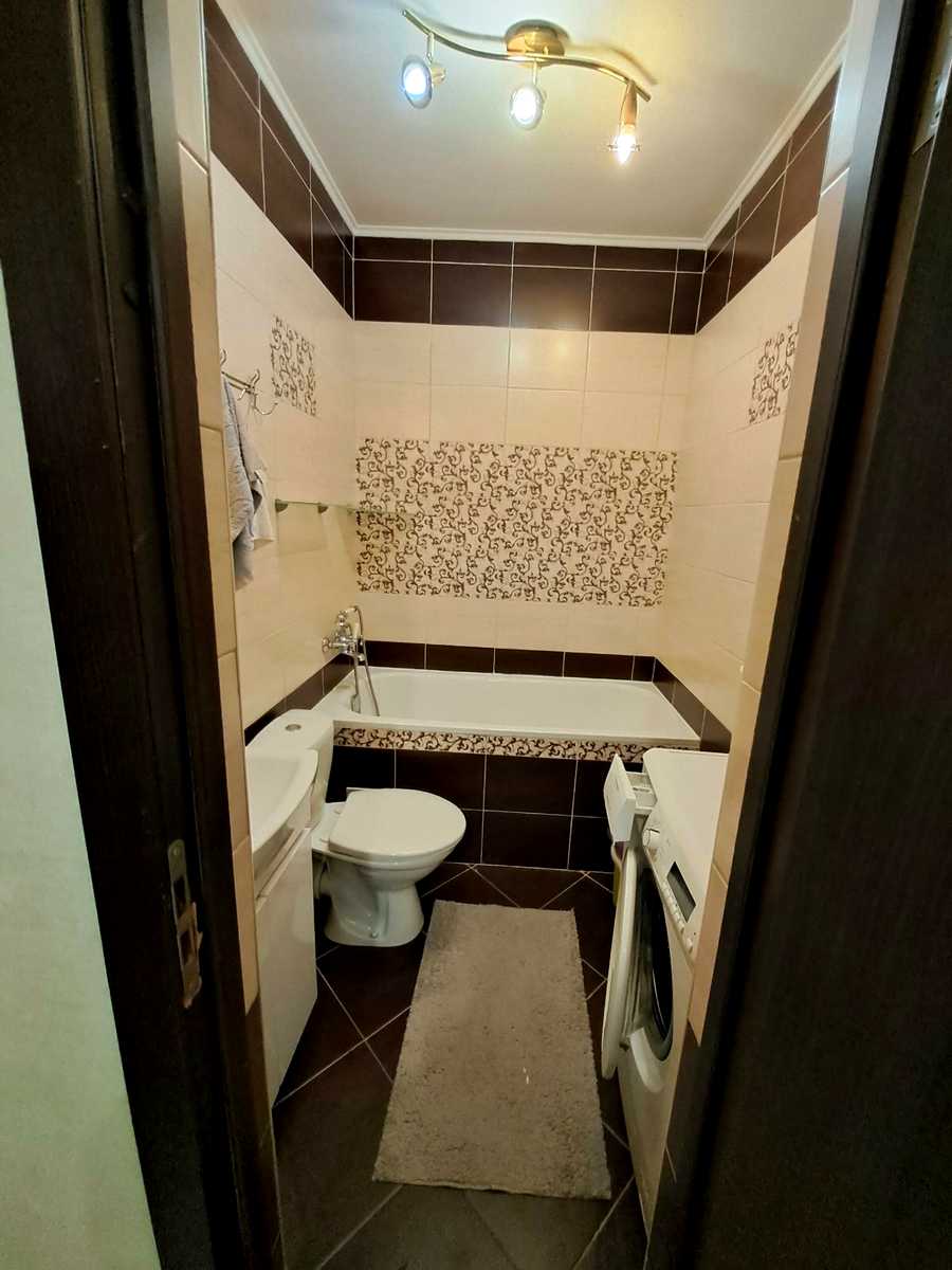 1874766385297117