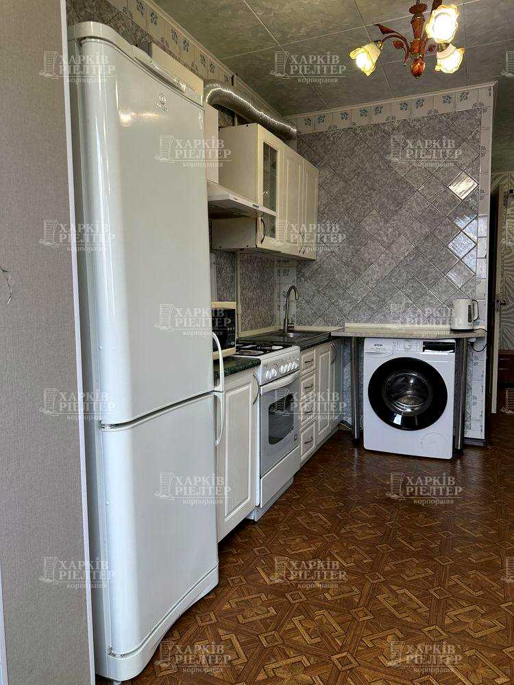 1874767809181285