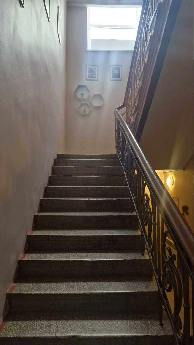 1874770623746366