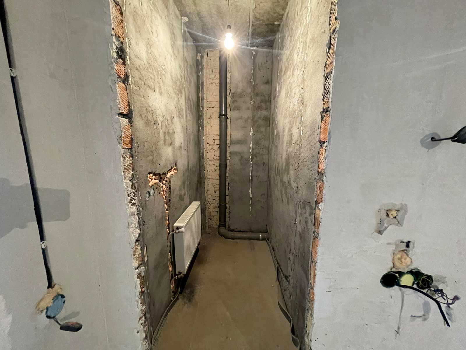 1874771791585869