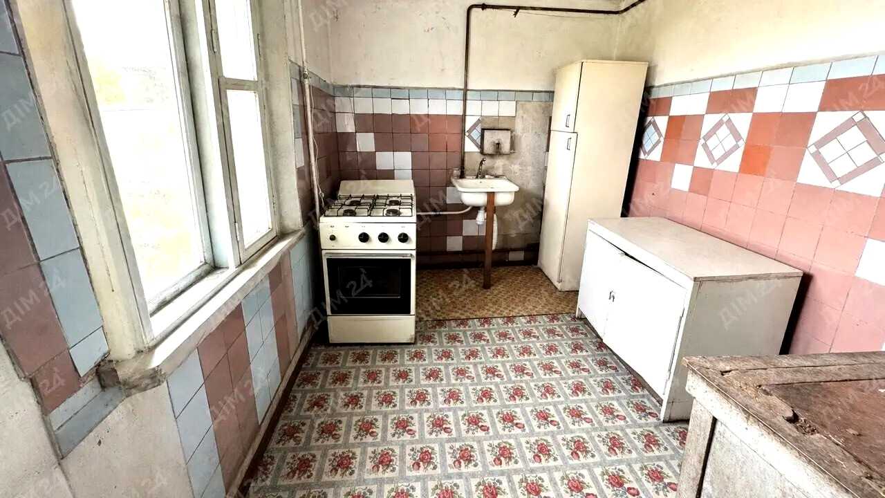 1874771842653074