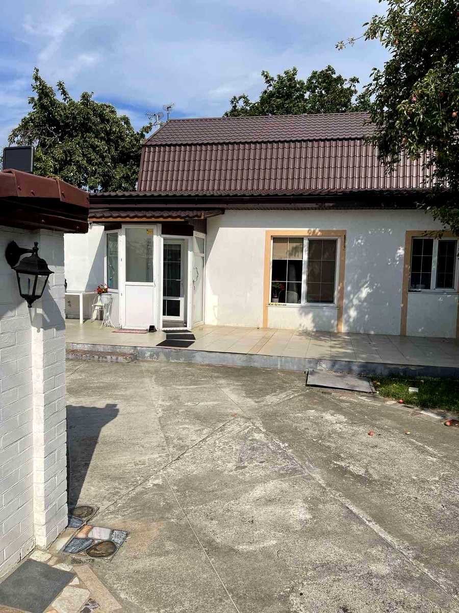 1874772100697369