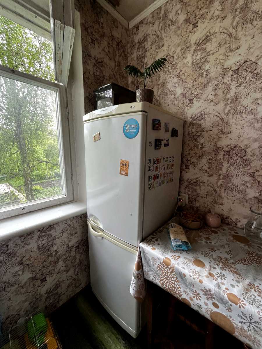 1874772589934097