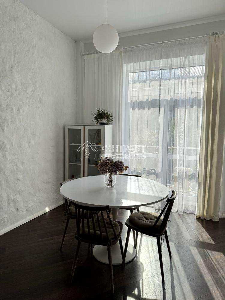 1874775366329490
