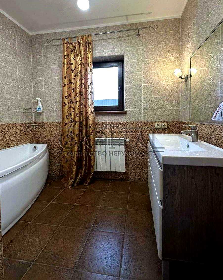 1874775539086395