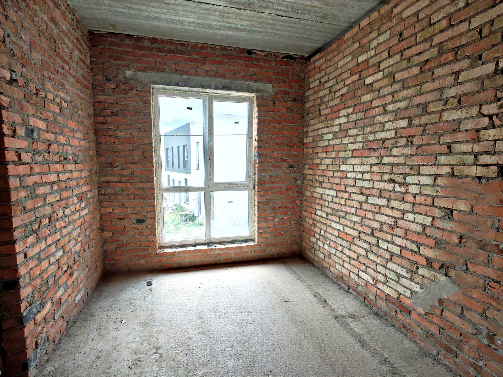 1874777913478105