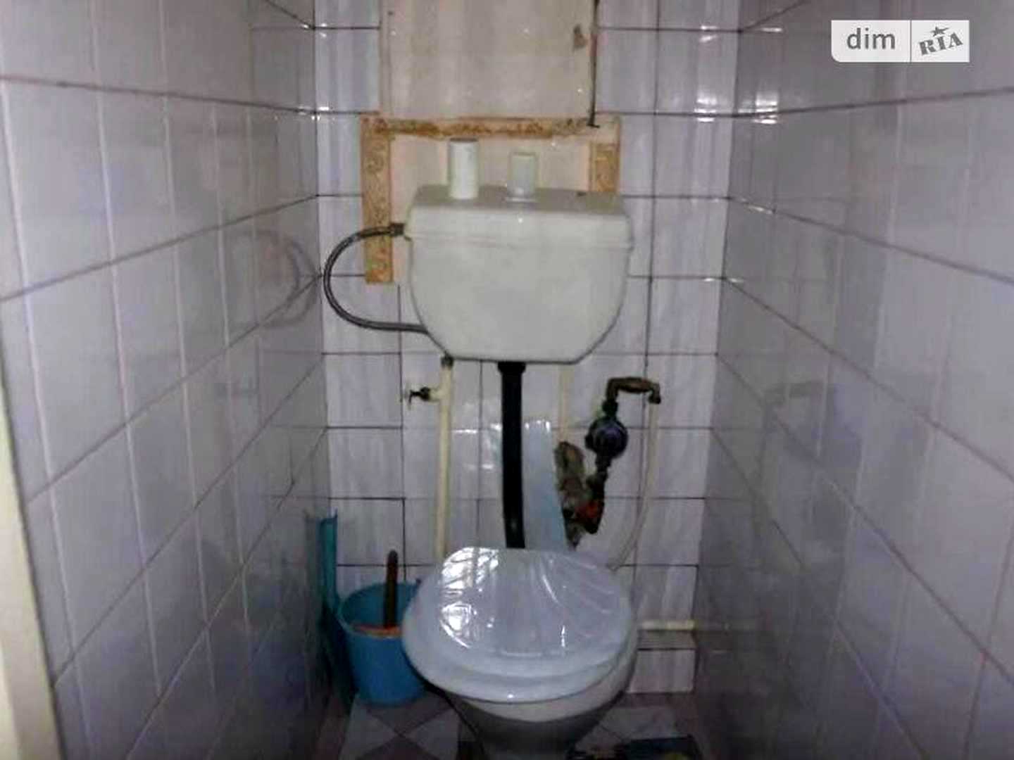 1874781856732898