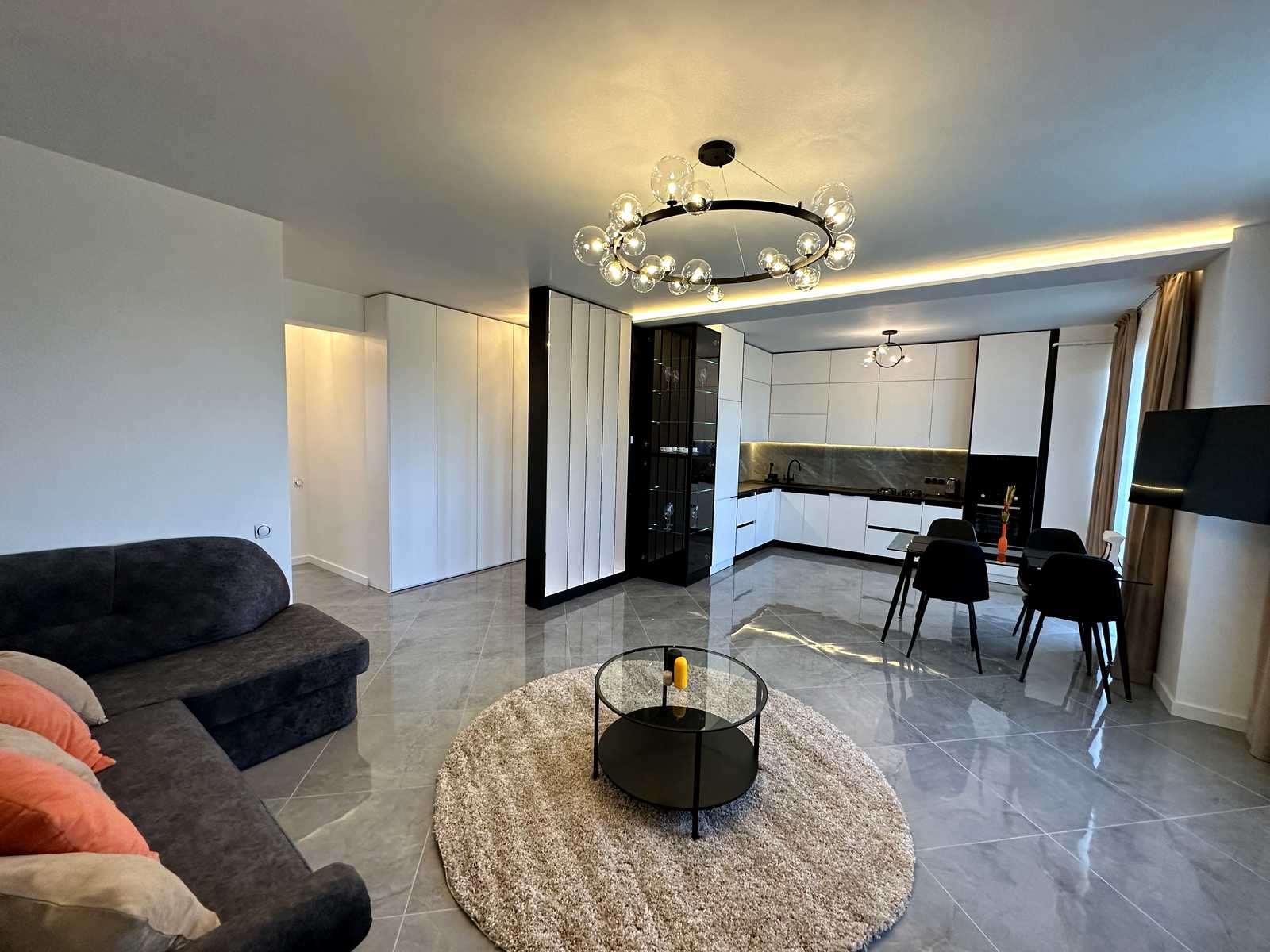 1874782741912028