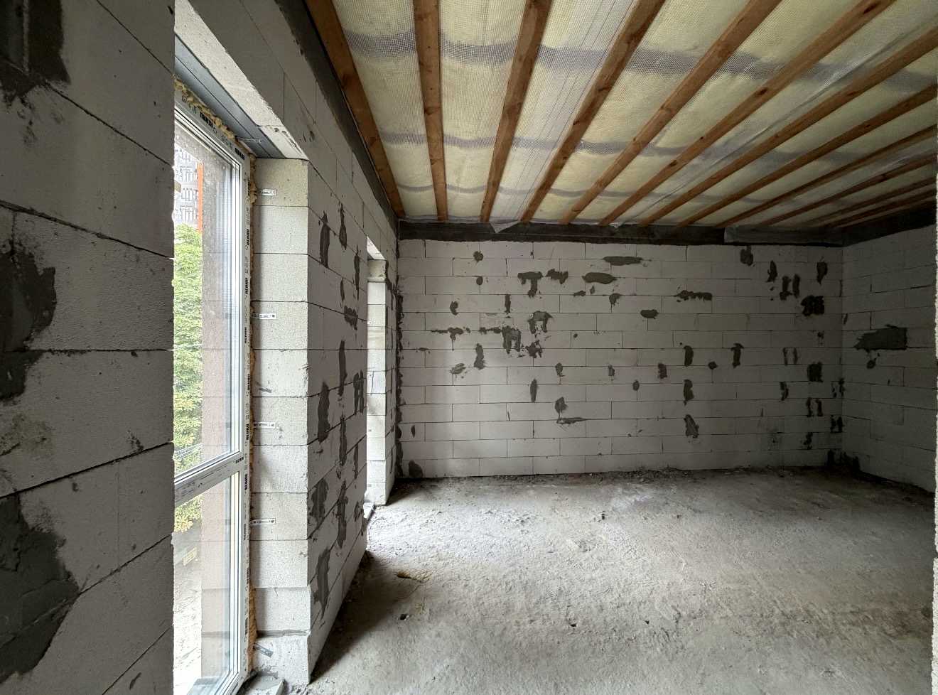 1874785018047097