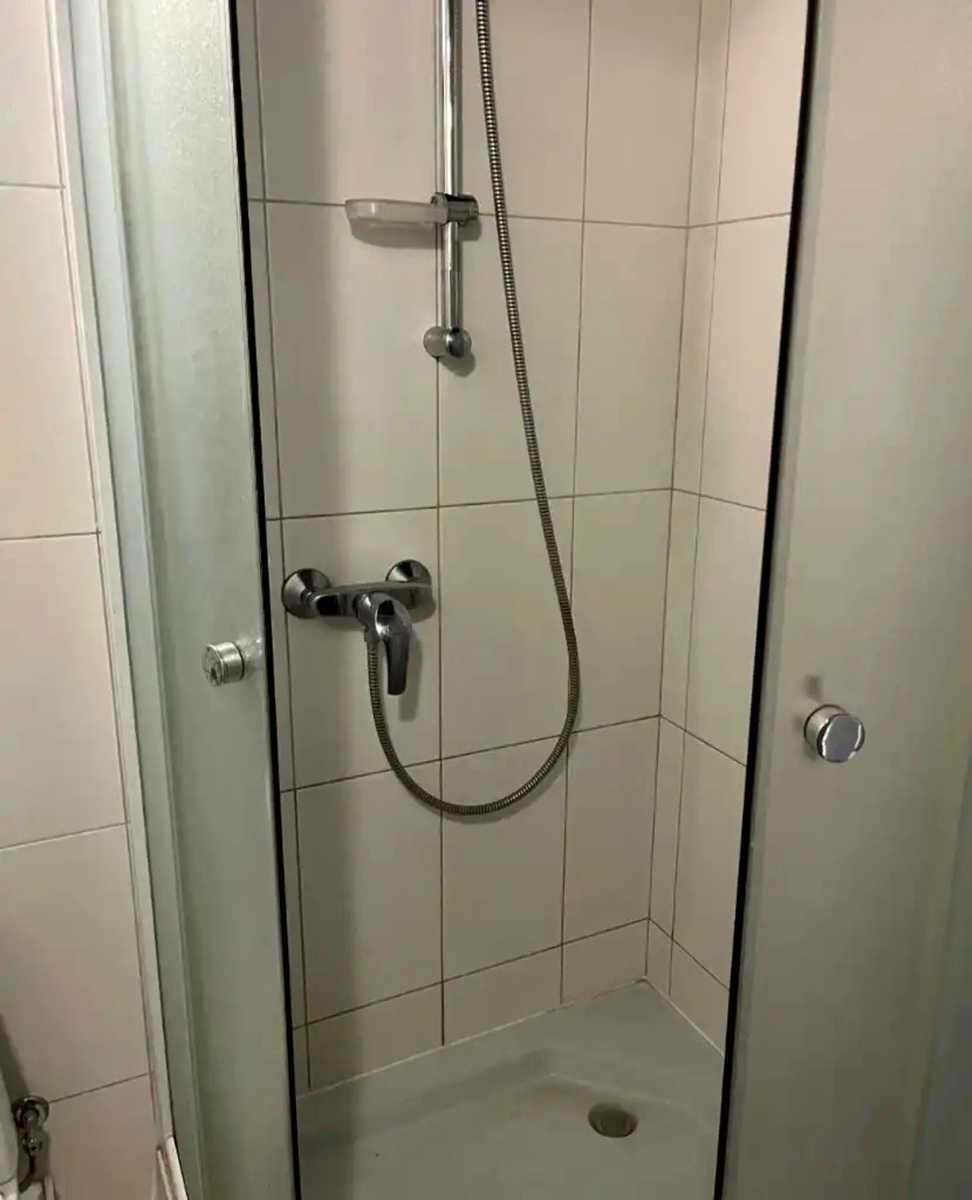 1874786192173196