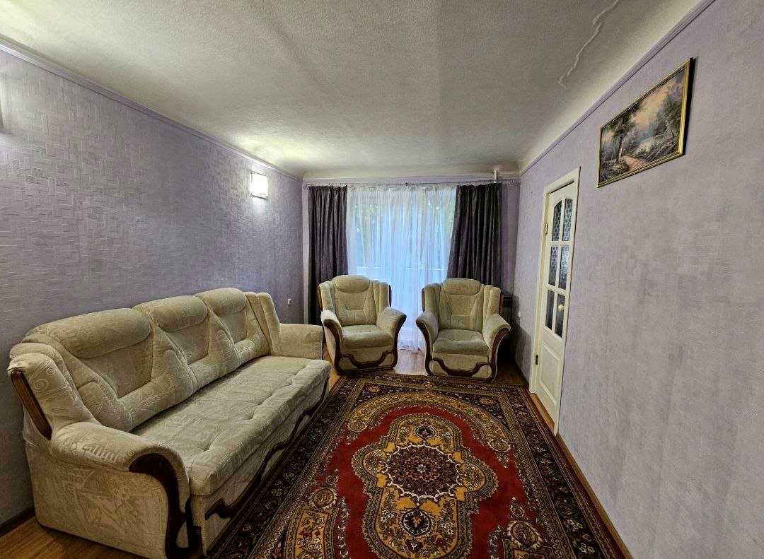 1874789478398993