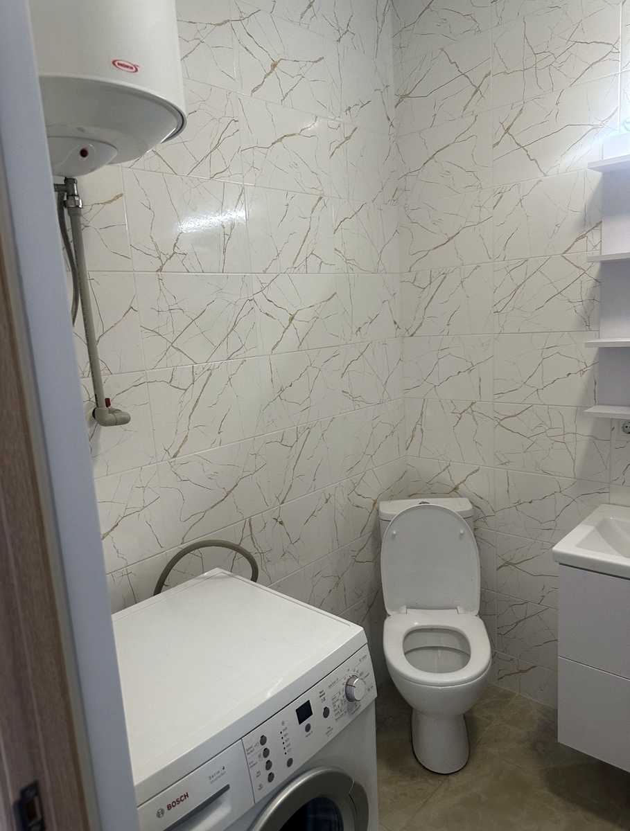 1874791928458725
