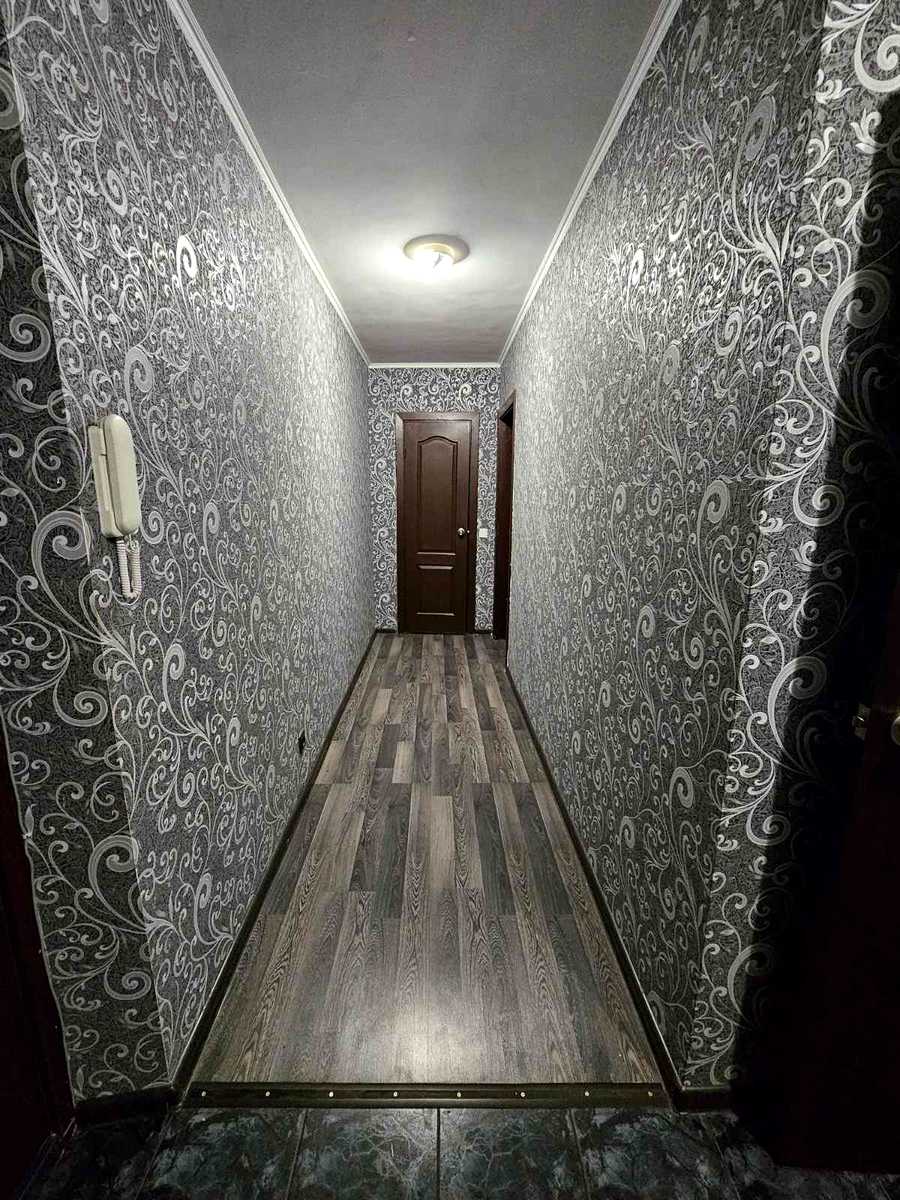 1874802470678243