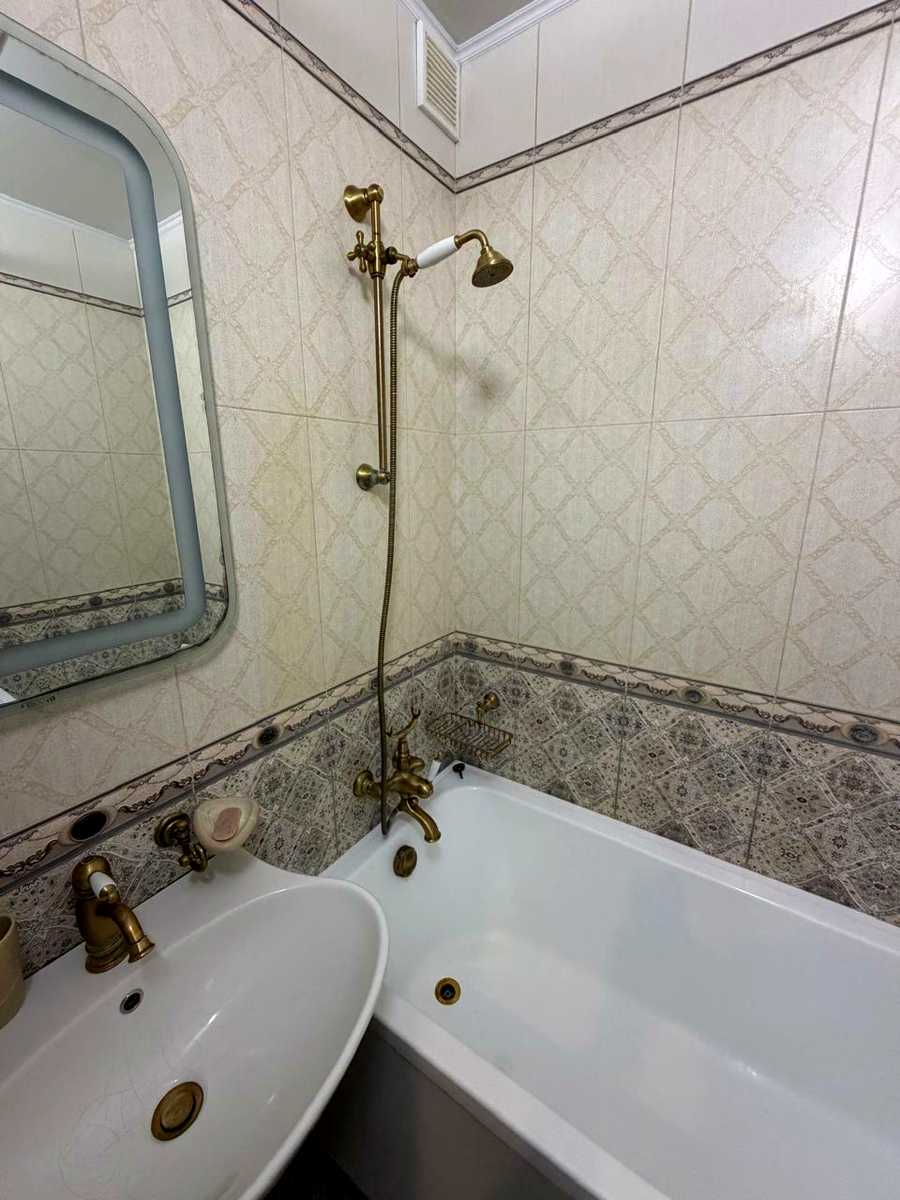 1874825365689897