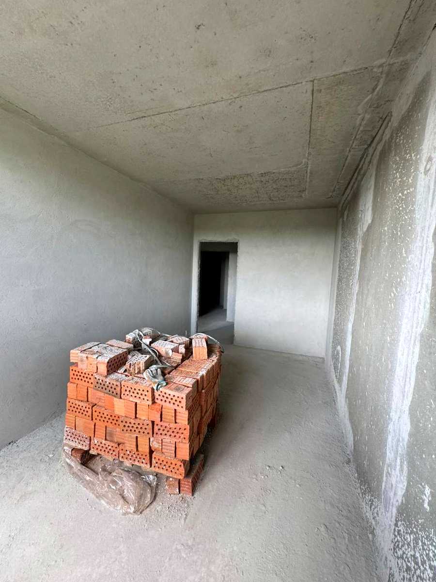 1874833817867172
