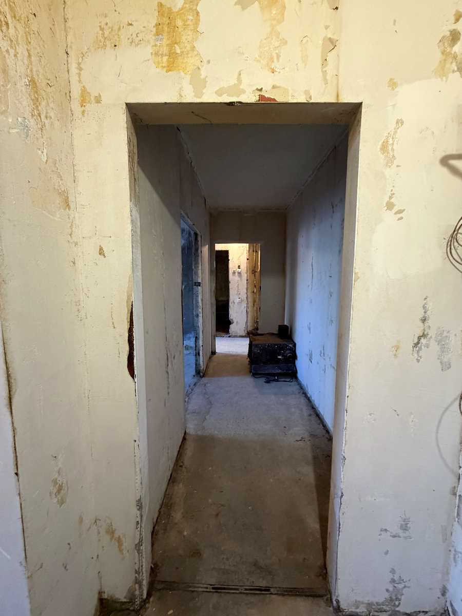 1874839751933427