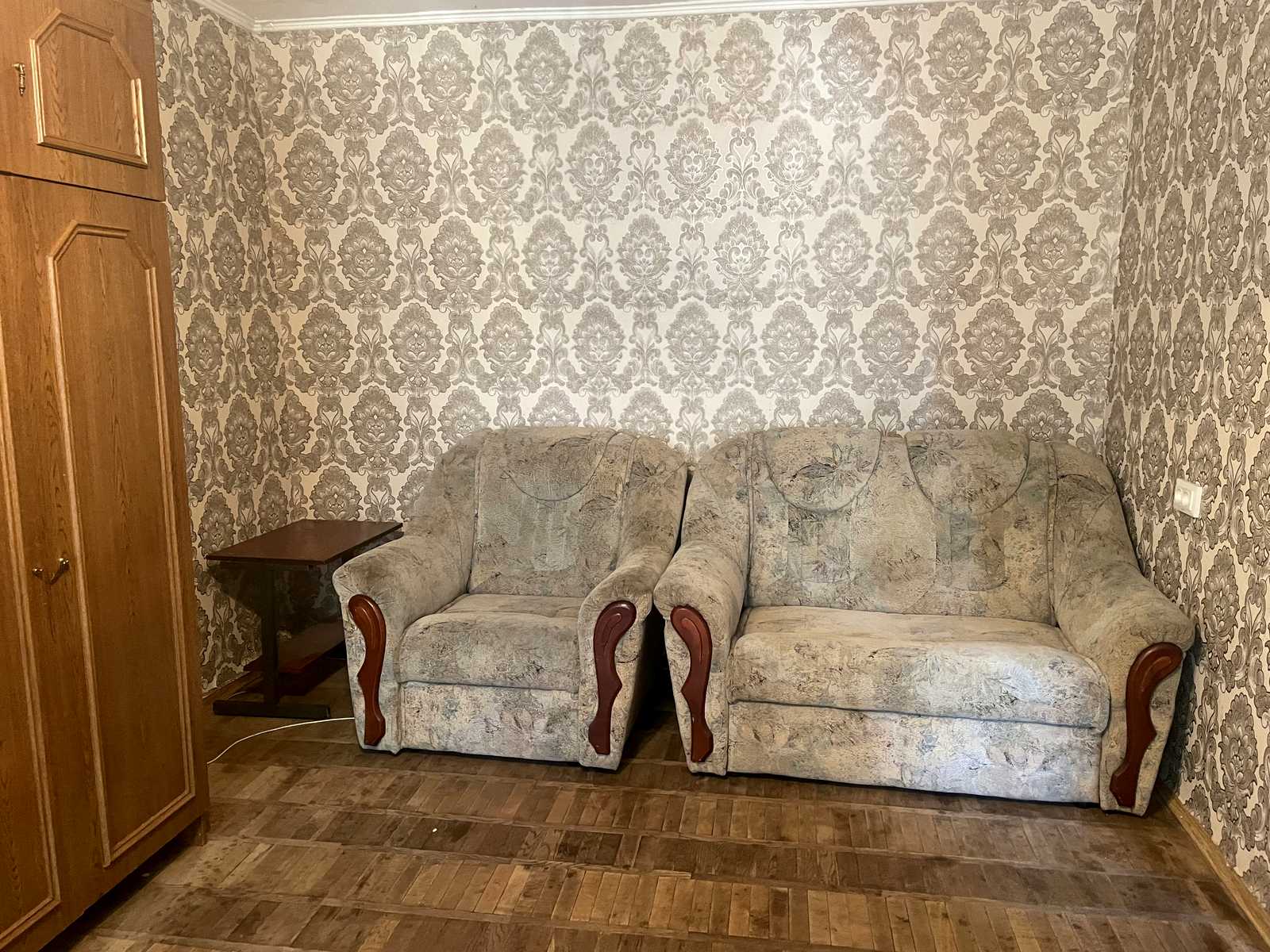 1874843329561410