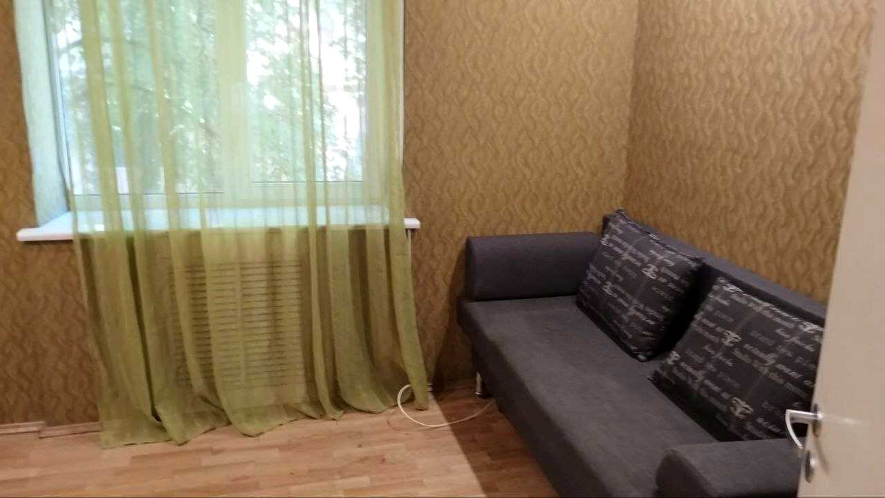 1874854446343344