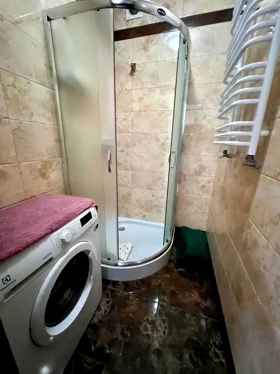 1874857850508677