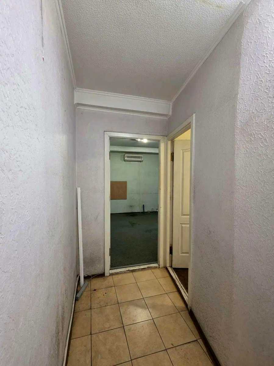 1874863898122879