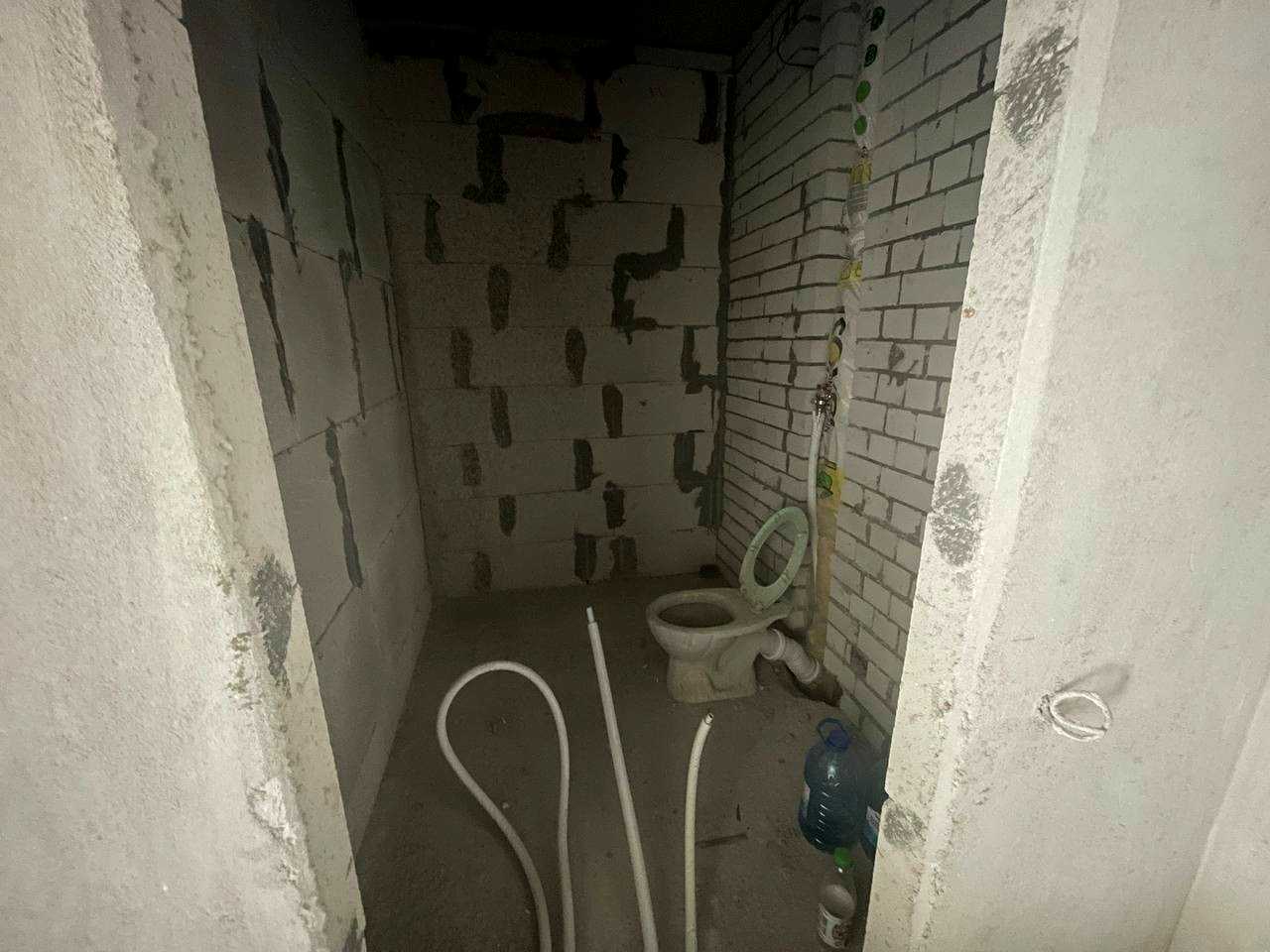 1874865999268359