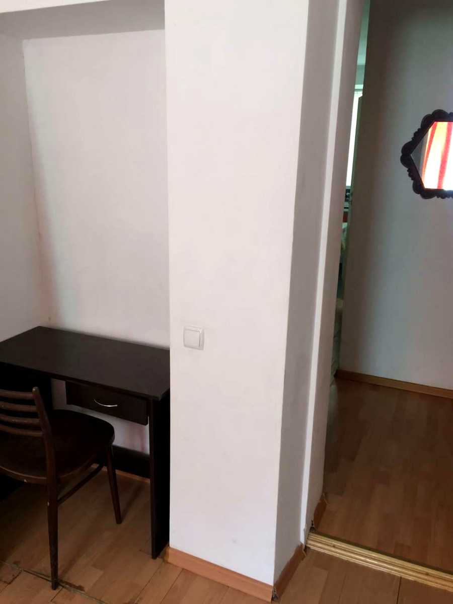1874877108471964