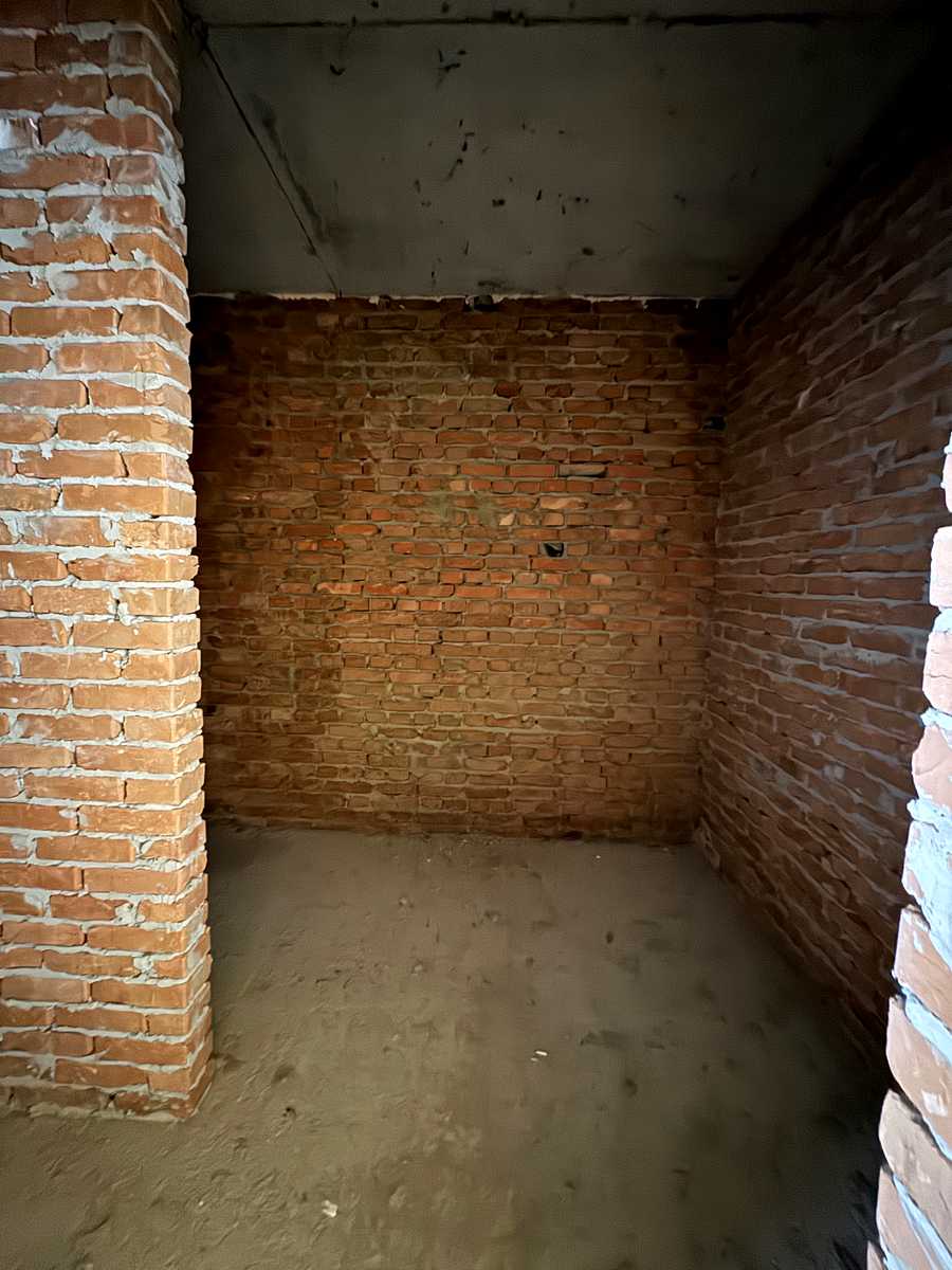 1874891677056050