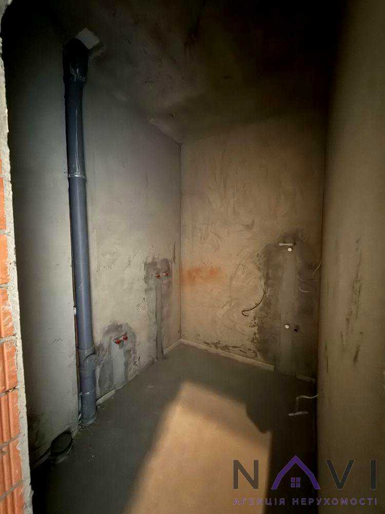 1874893884822047