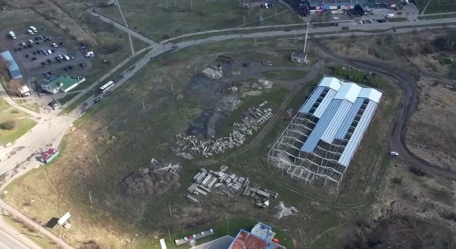 1874896131440269