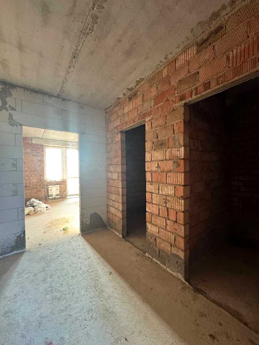 1874944859360379
