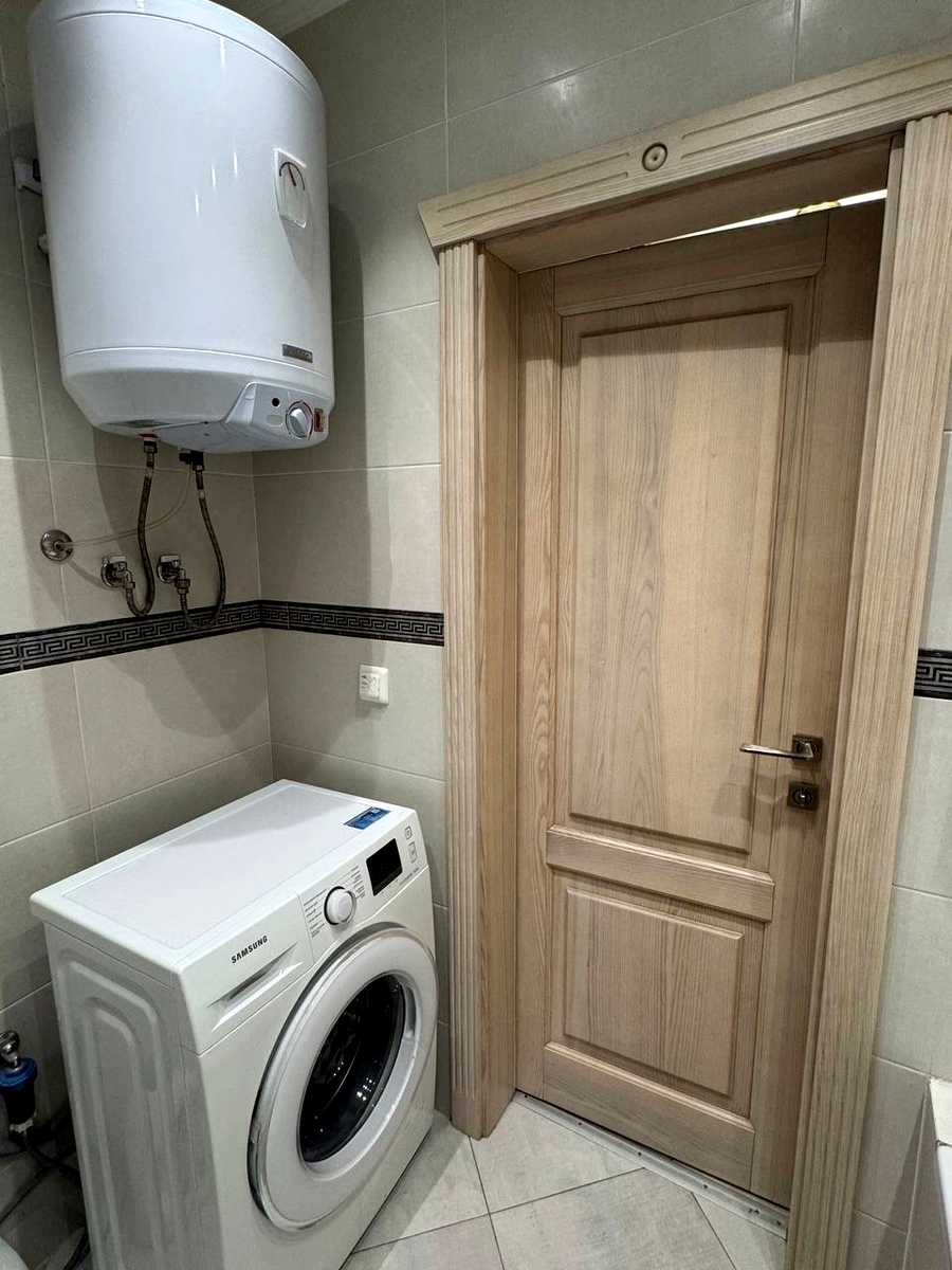 1874964241764071