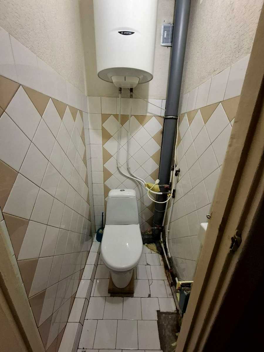 1874964349661800
