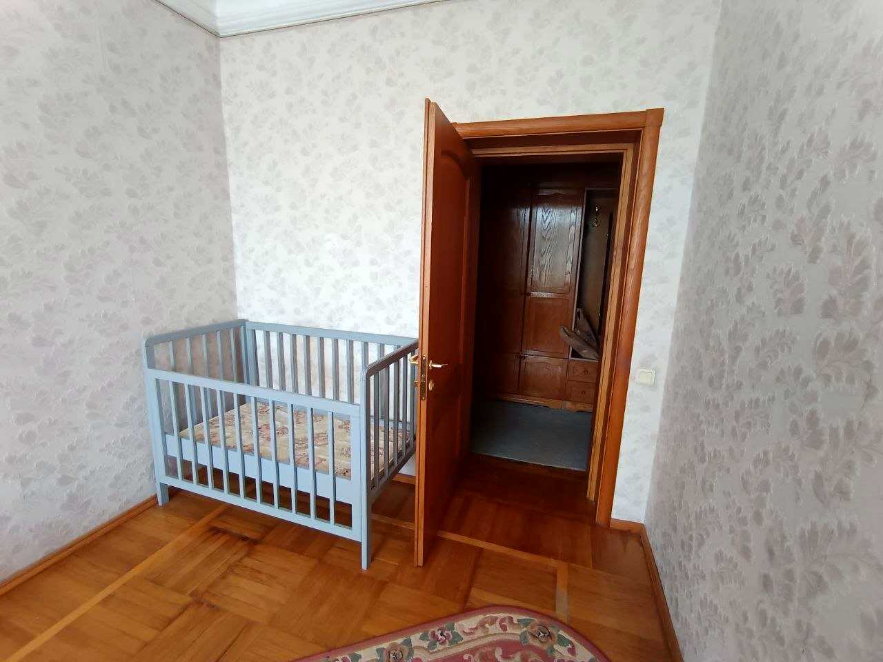 1874975802720456