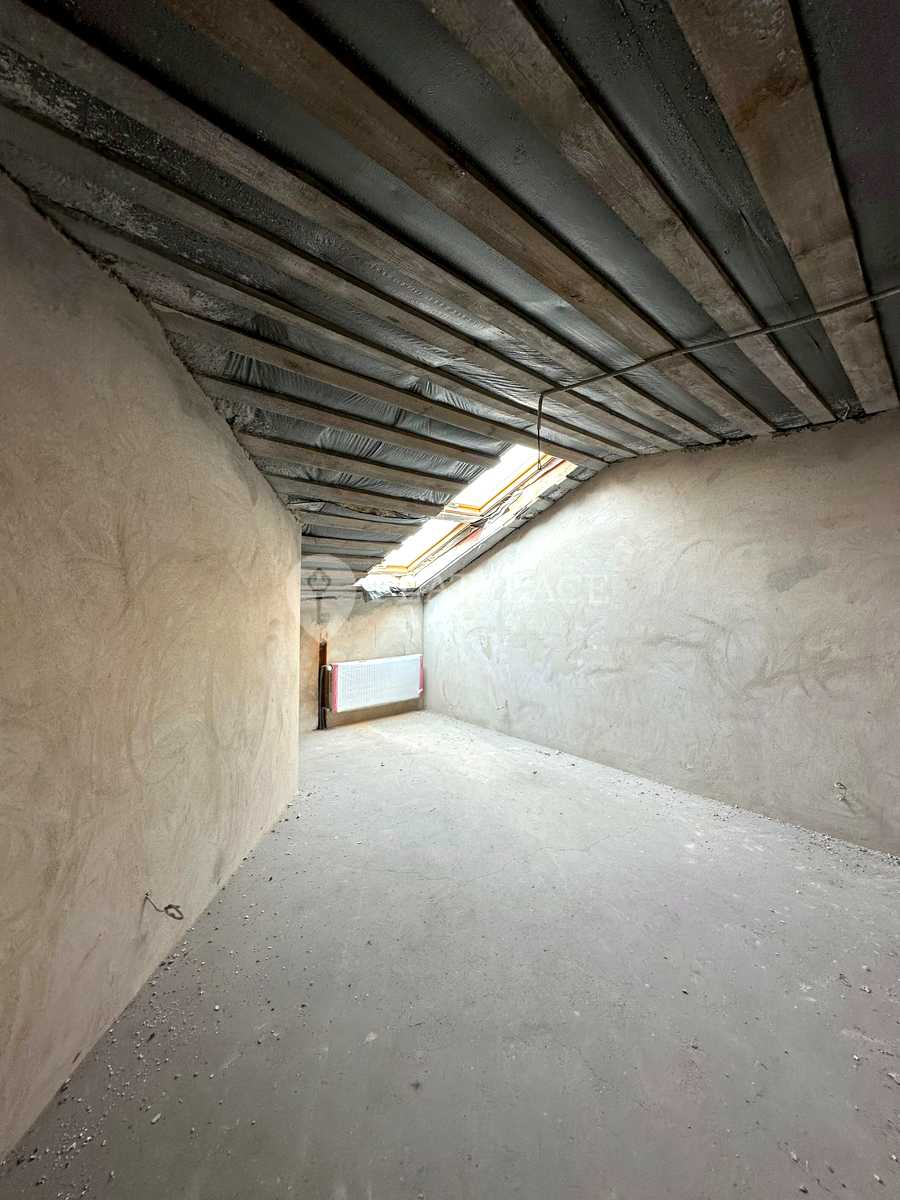 1874984496949249