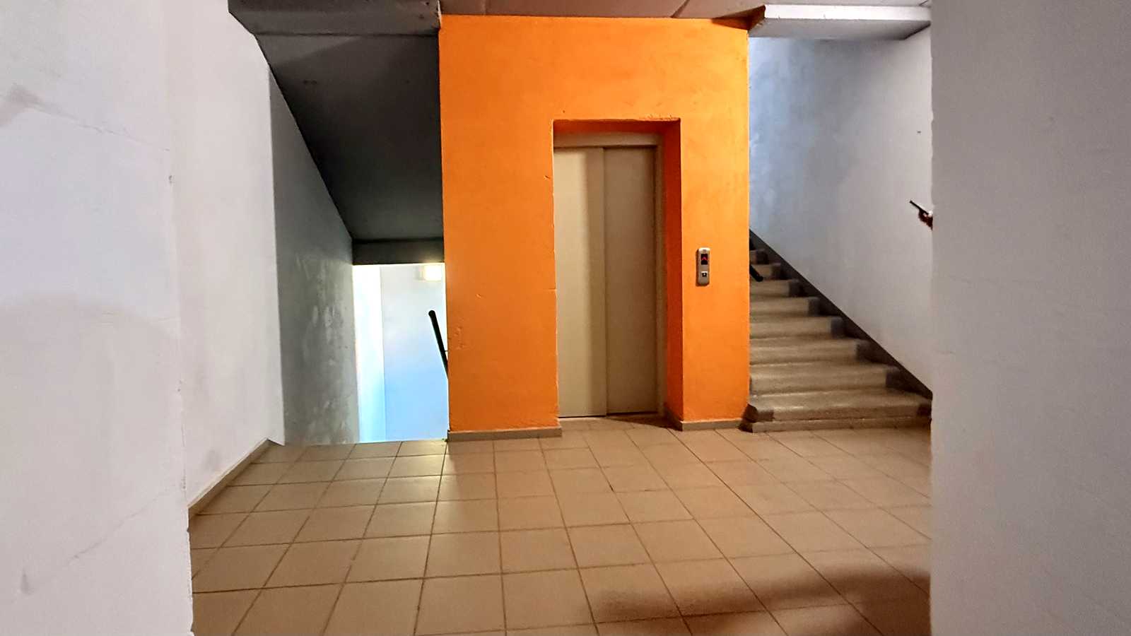 1875019178115144